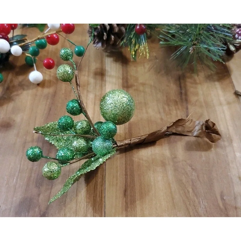 Lot‎ Of Christmas Floral Picks Fruit Berries Pinecones Presents Lot Of 12